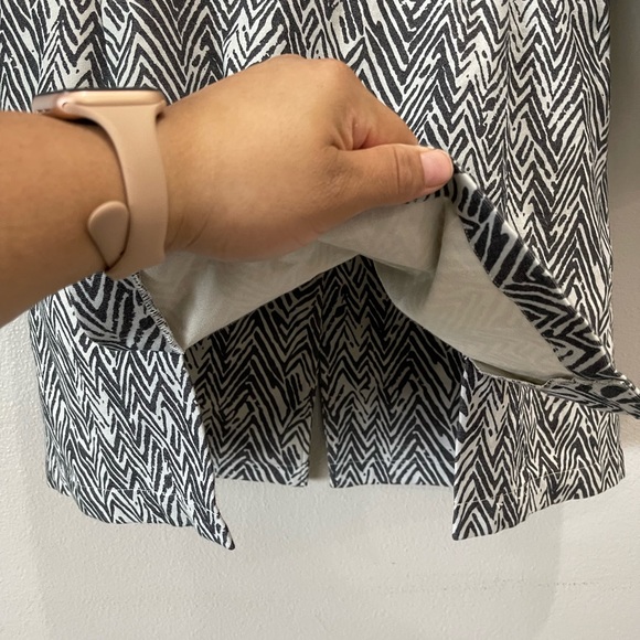 Cabi # 3034 Ponte Knit Zig Zag Print Jacket, Women’s Medium Blue Grey - Picture 9 of 9